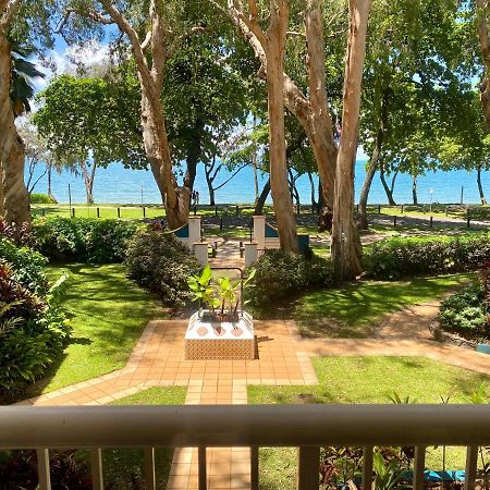 Beachview Apartments At Villa Paradiso Palm Cove Kültér fotó