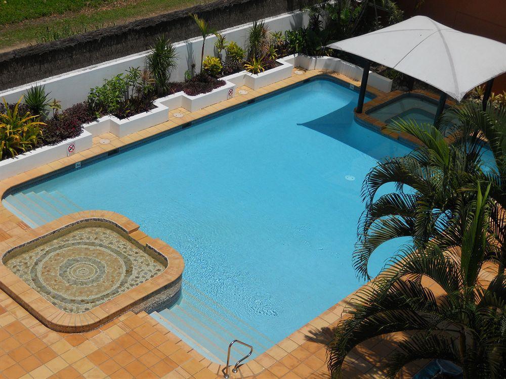Beachview Apartments At Villa Paradiso Palm Cove Kültér fotó