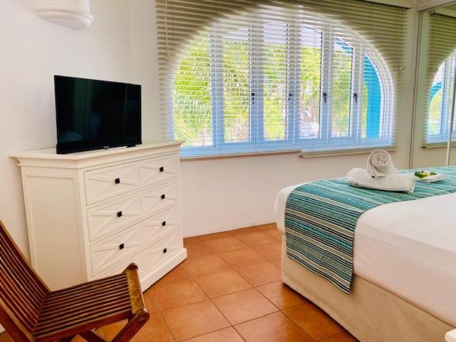Beachview Apartments At Villa Paradiso Palm Cove Kültér fotó