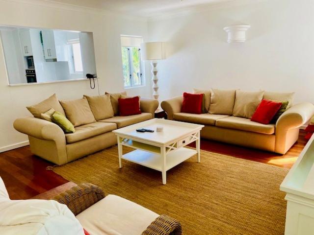 Beachview Apartments At Villa Paradiso Palm Cove Kültér fotó