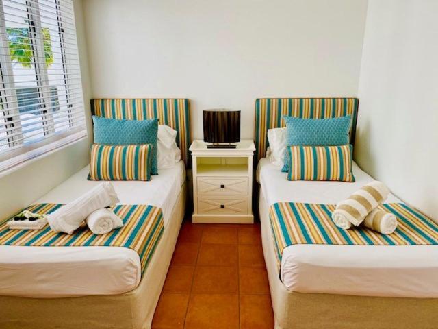 Beachview Apartments At Villa Paradiso Palm Cove Kültér fotó