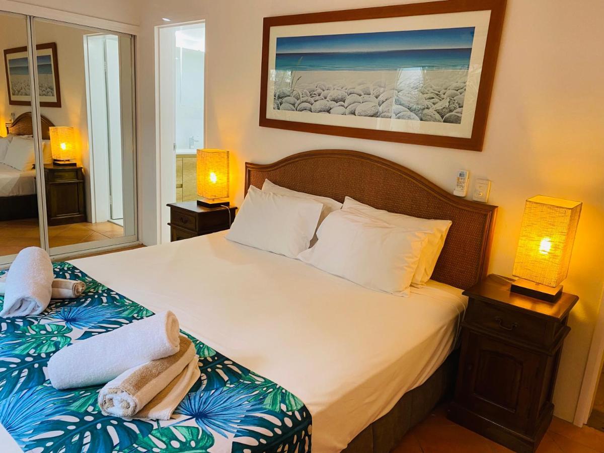 Beachview Apartments At Villa Paradiso Palm Cove Kültér fotó