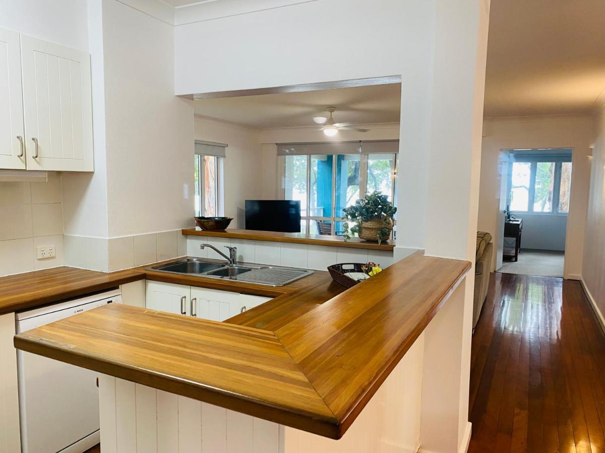 Beachview Apartments At Villa Paradiso Palm Cove Kültér fotó
