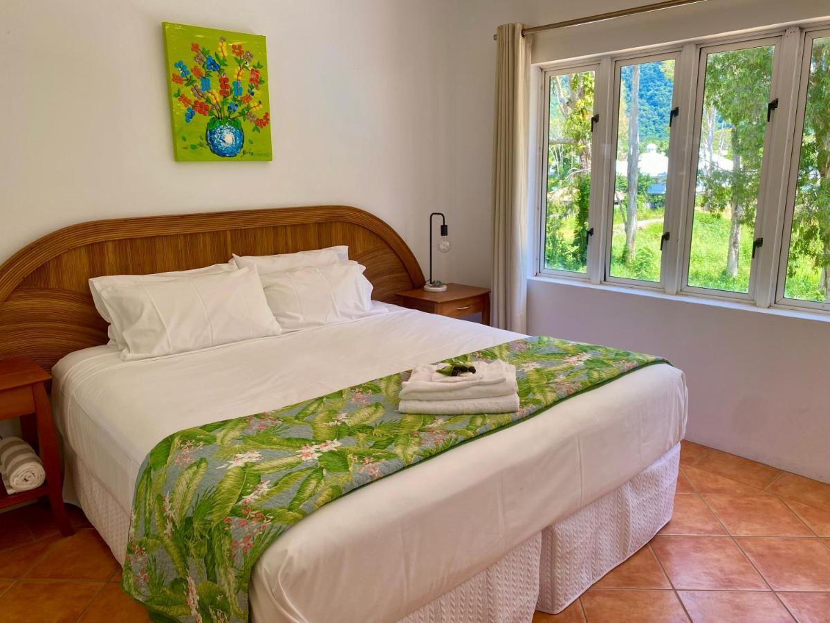 Beachview Apartments At Villa Paradiso Palm Cove Kültér fotó